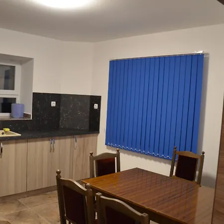 Feriehus за гости мартинови *