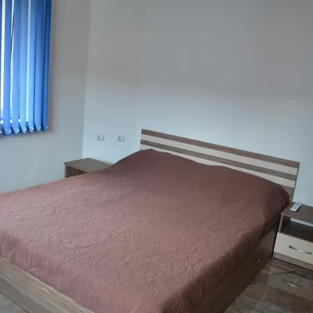 за гости мартинови Feriehus Zlatograd